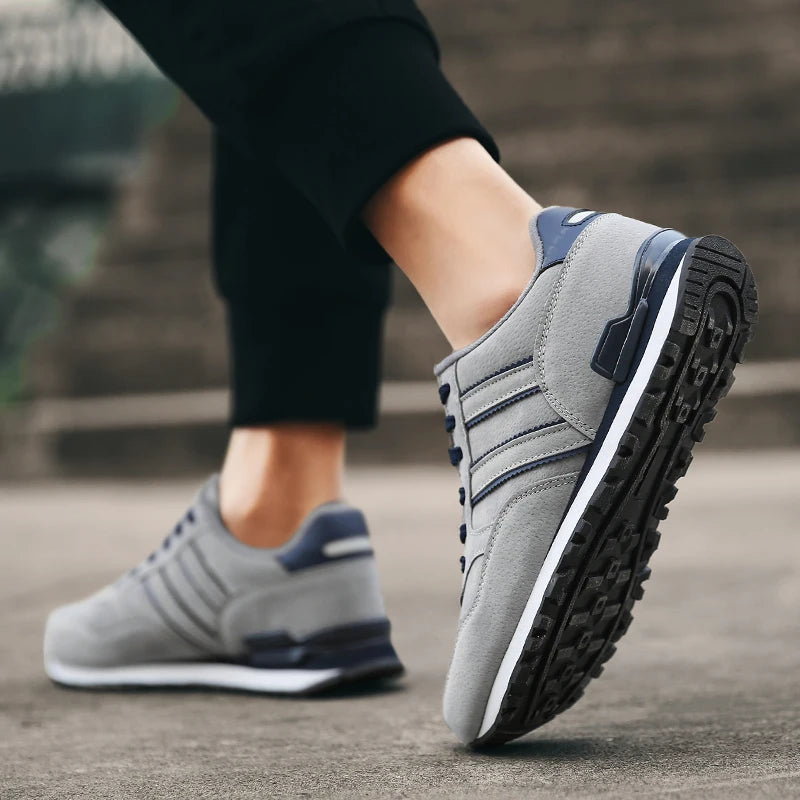 Avaré Stride Shoes