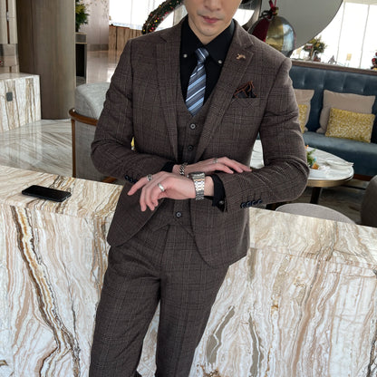 Avaré Dominus Signature Suit