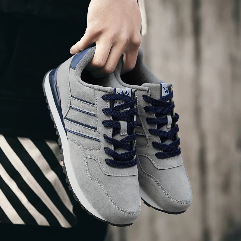 Avaré Stride Shoes
