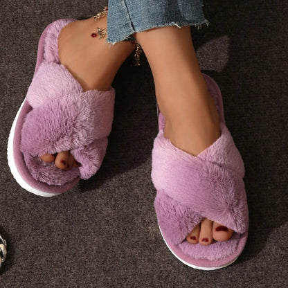 Avaré Lush Slippers.