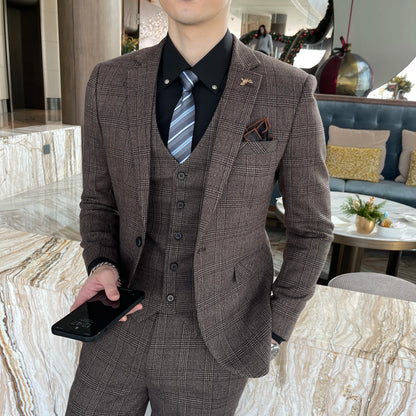 Avaré Dominus Signature Suit