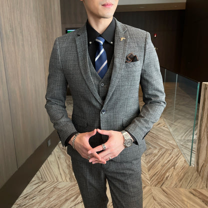 Avaré Dominus Signature Suit