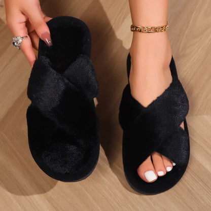 Avaré Lush Slippers.