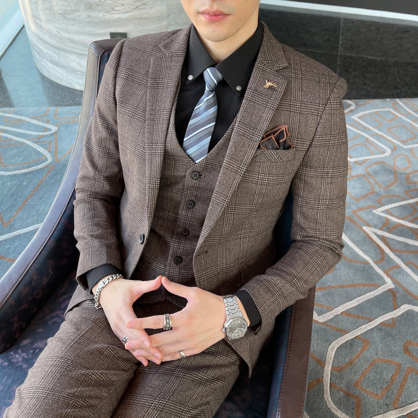Avaré Dominus Signature Suit