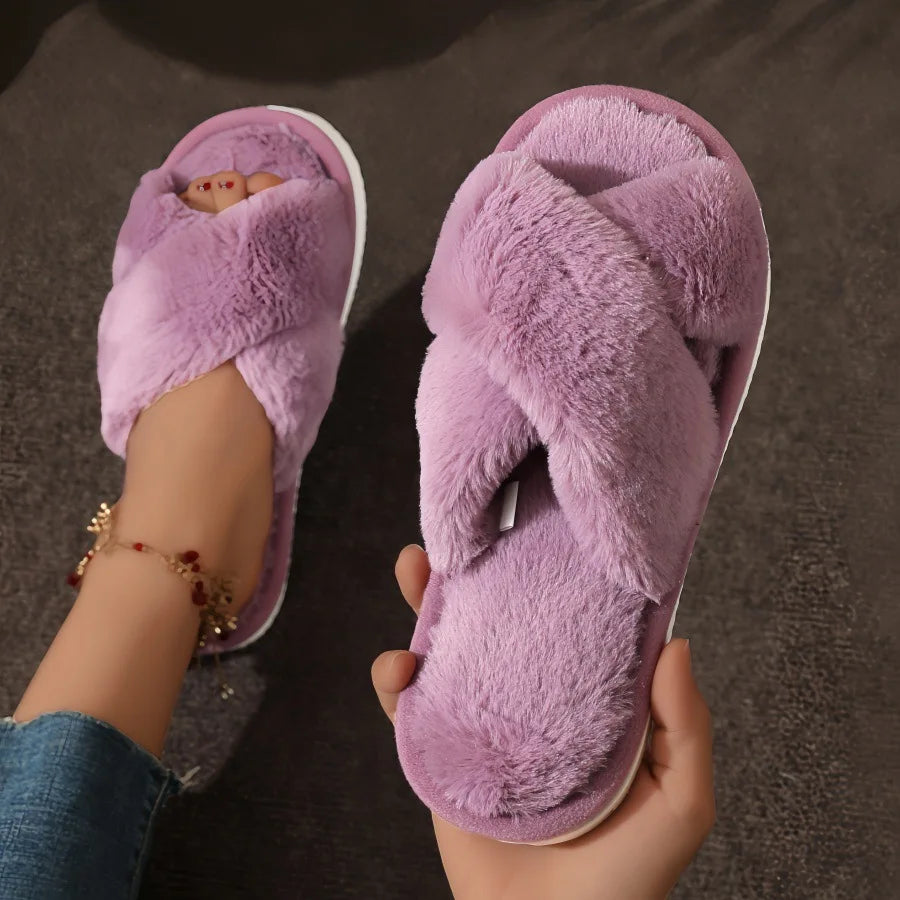 Avaré Lush Slippers.