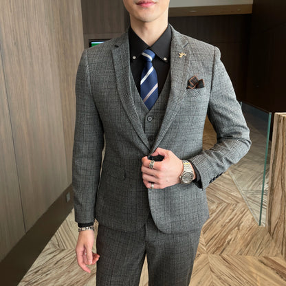 Avaré Dominus Signature Suit