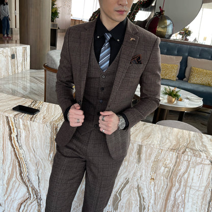 Avaré Dominus Signature Suit