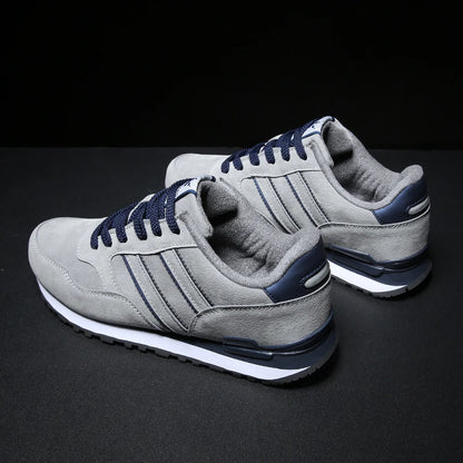 Avaré Stride Shoes