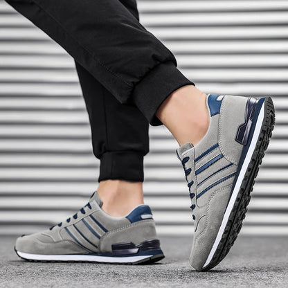 Avaré Stride Shoes