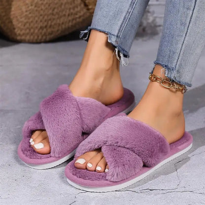 Avaré Lush Slippers.
