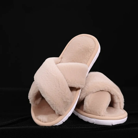 Avaré Lush Slippers.
